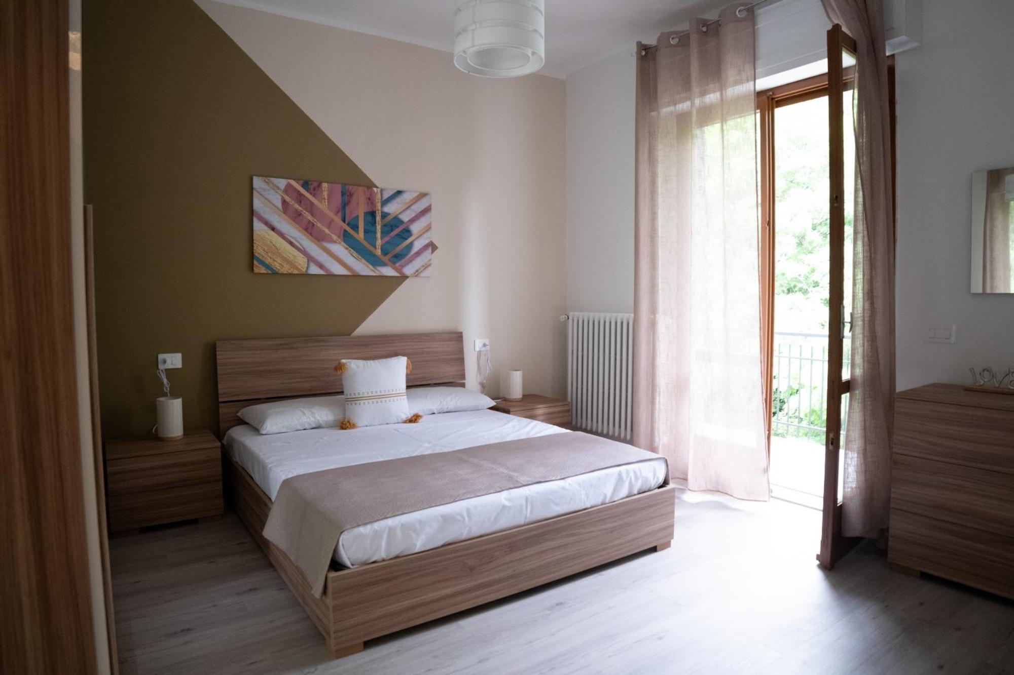 Casa Vacanze Aria Leggiuno ภายนอก รูปภาพ