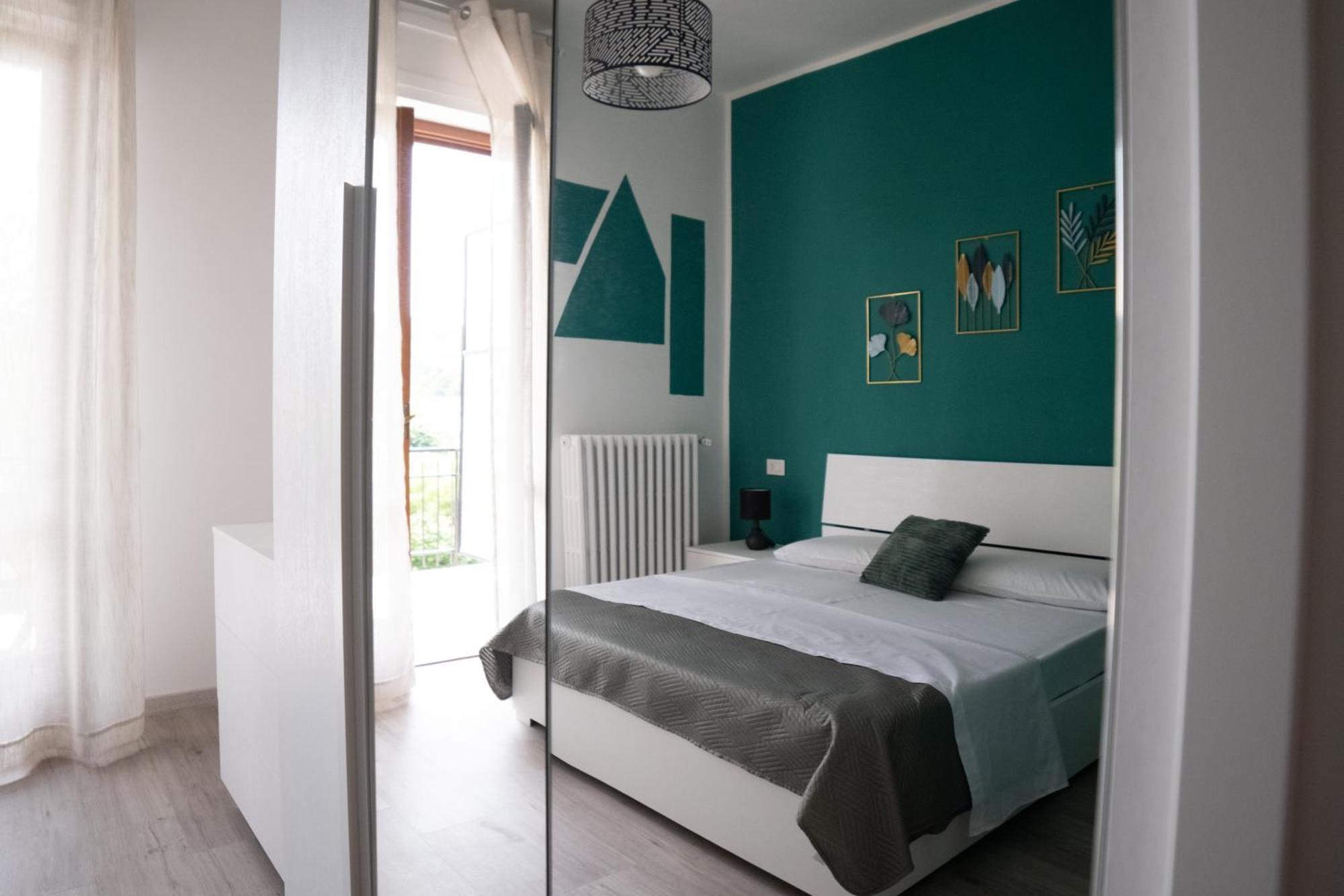 Casa Vacanze Aria Leggiuno ภายนอก รูปภาพ
