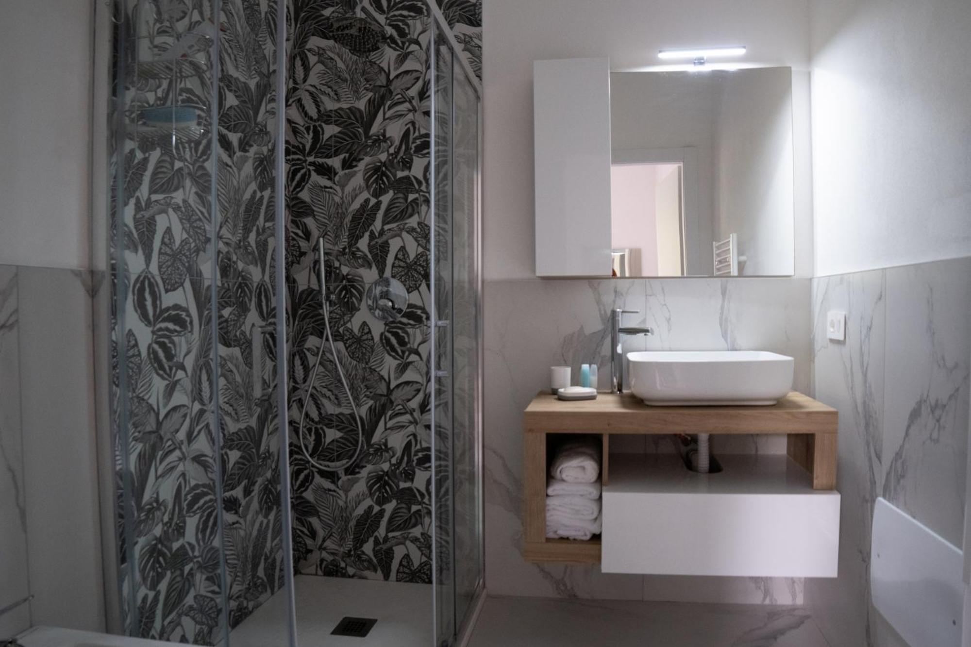 Casa Vacanze Aria Leggiuno ภายนอก รูปภาพ