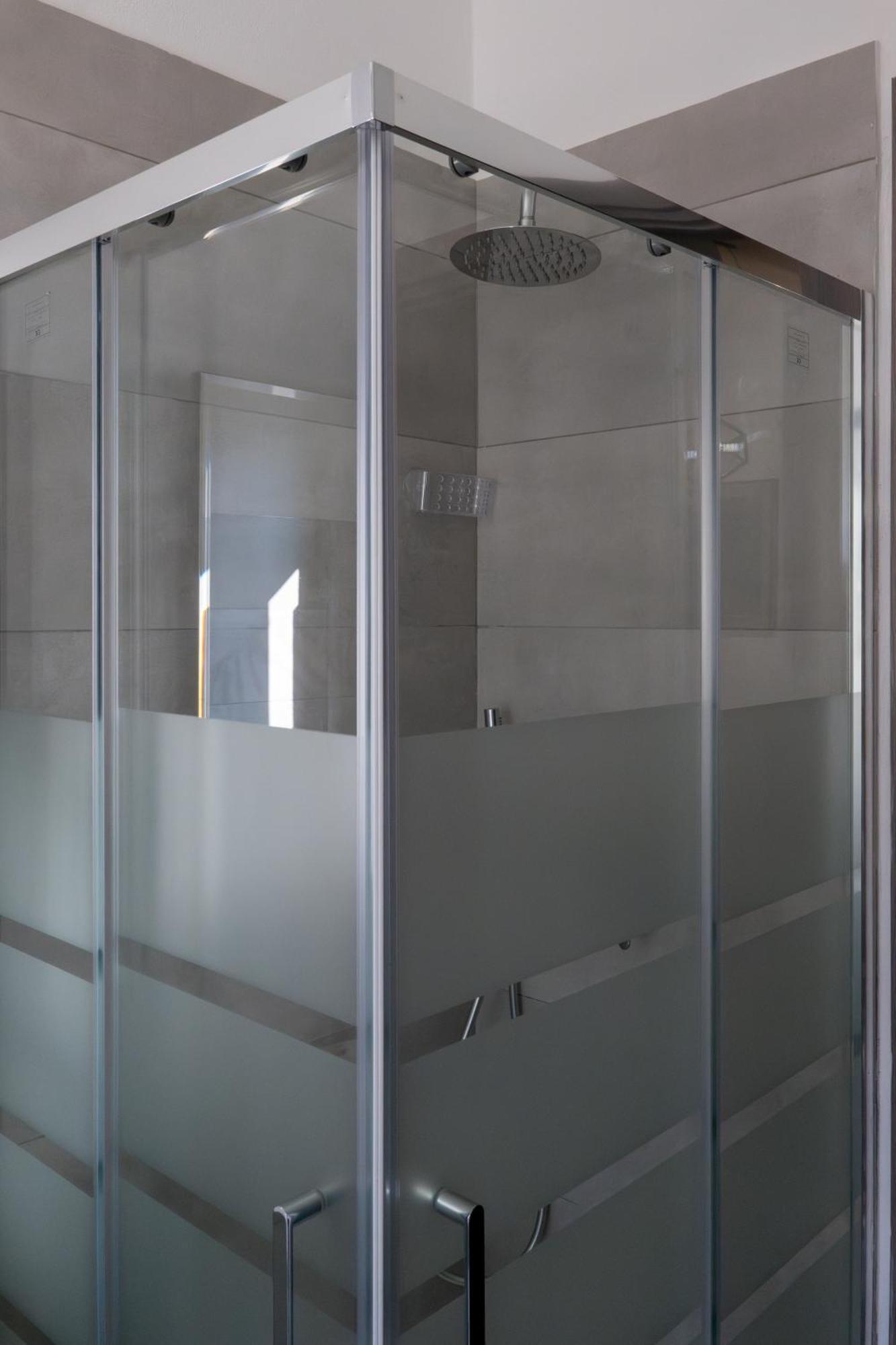 Casa Vacanze Aria Leggiuno ภายนอก รูปภาพ
